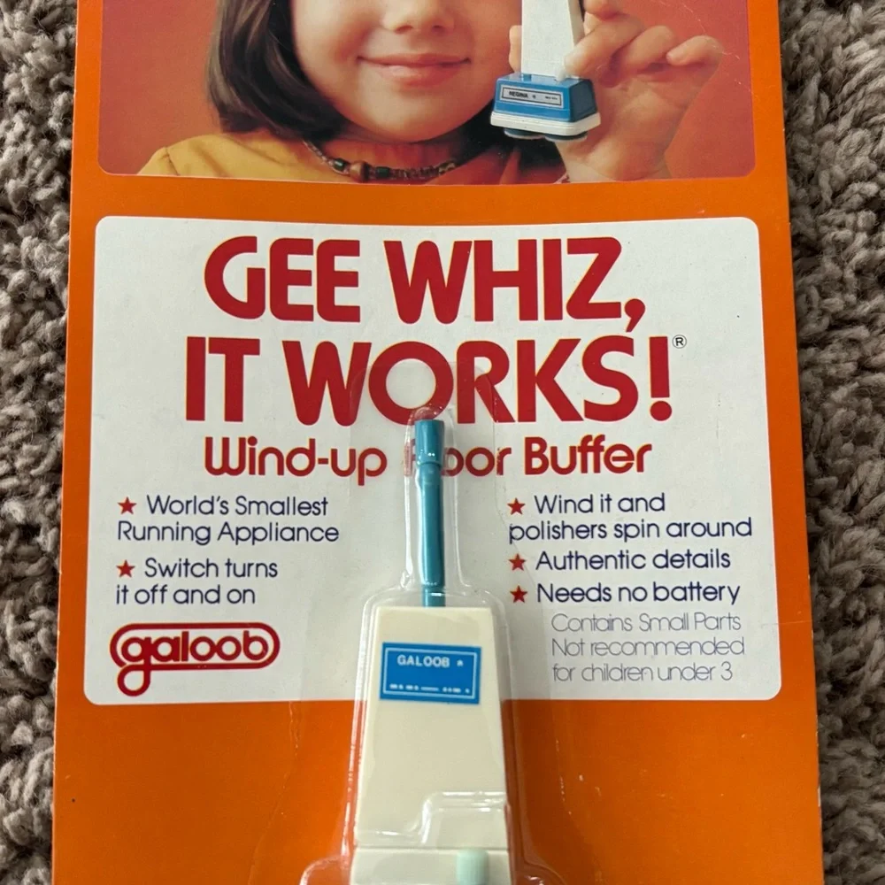 New Vintage Gee Whiz It Works Galoob Barbie Doll Accessories Vacuum Mixer Stereo - Picture 2 of 5